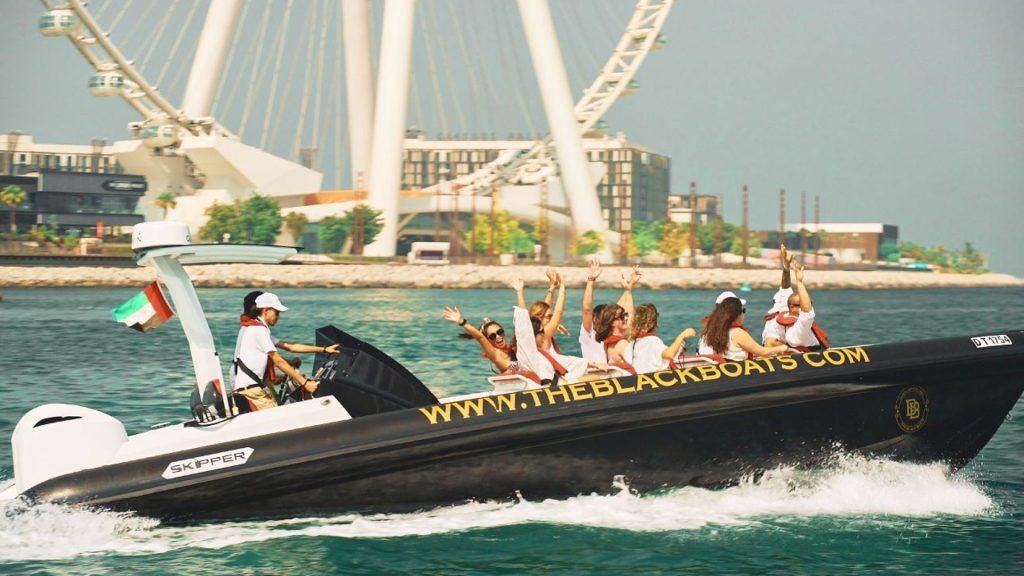 The Black Boats | 60 min Atlantis Tour For 1
