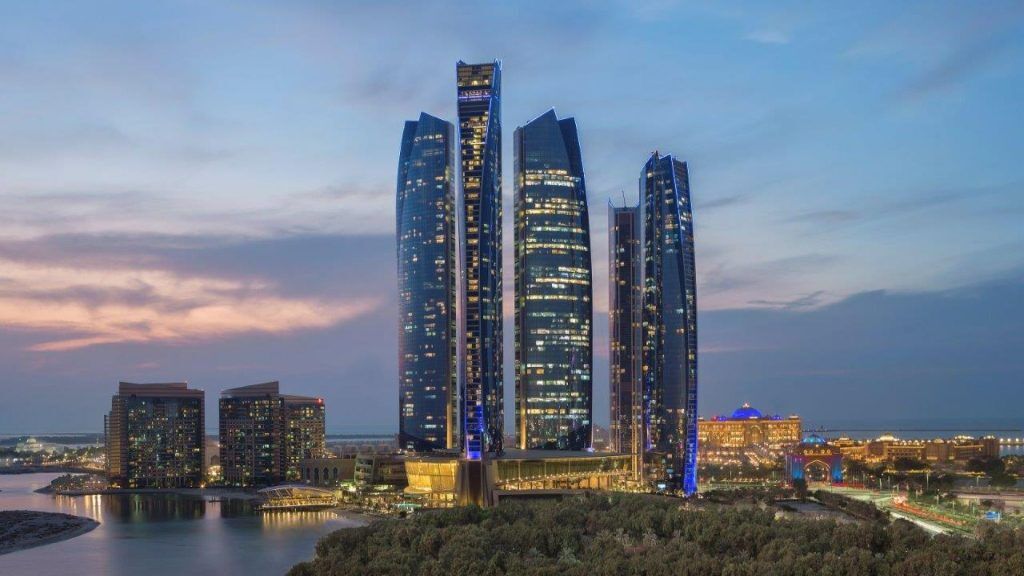 Etihad Tower Observation Deck - Viewing with coffee/tea and slice of cake