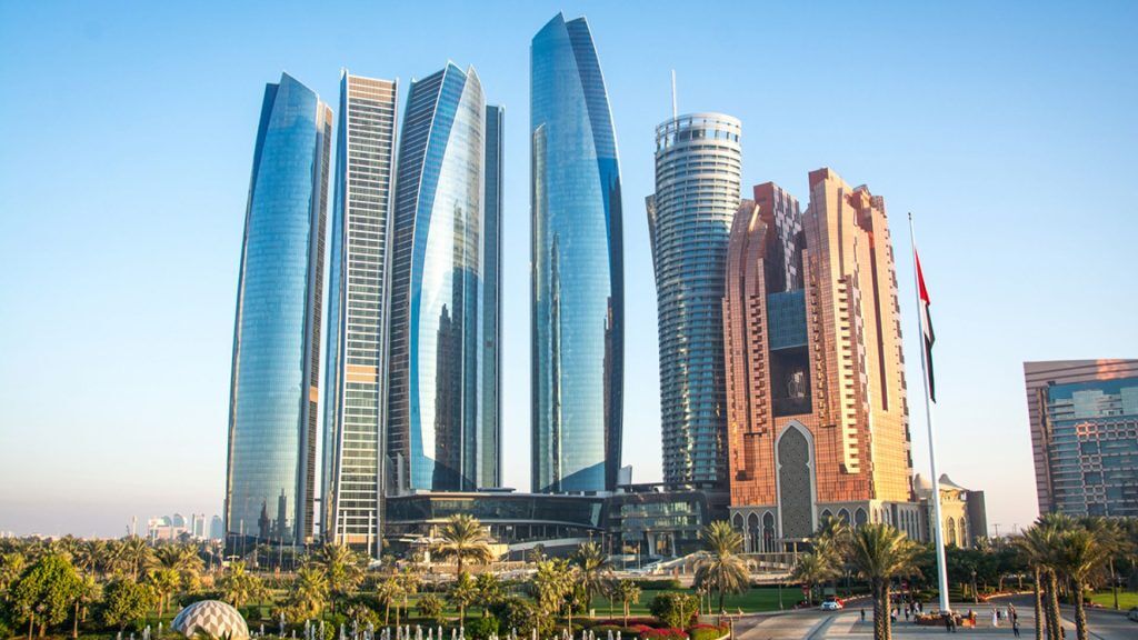 Abu Dhabi Attractions Tour incl Warner Bros. (Shared) - English Language